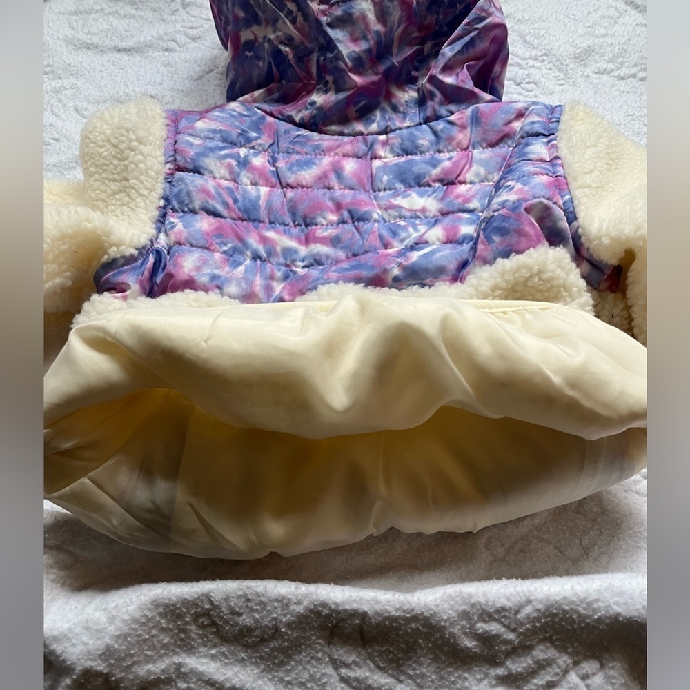 1 Madison Pull over with hood. Size 18 months NWT - Picture 6 of 6